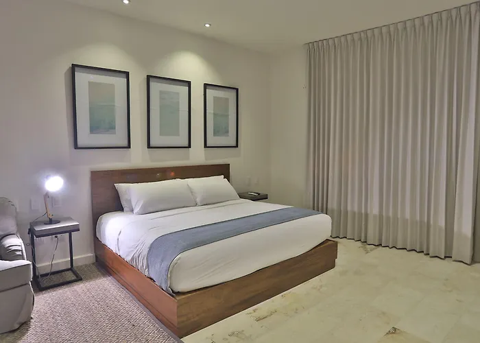 Hotel The Strabon 4*