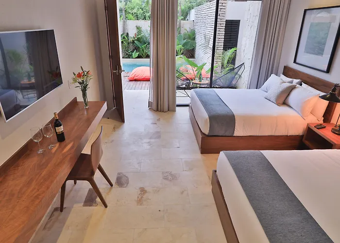 The Strabon 4*