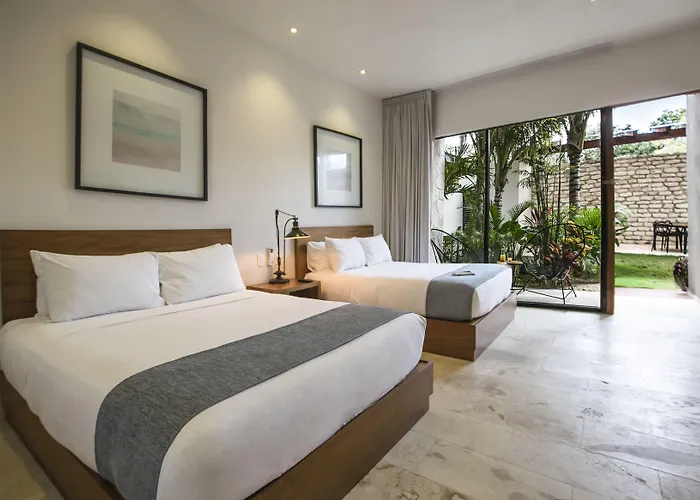 Hotel The Strabon 4*