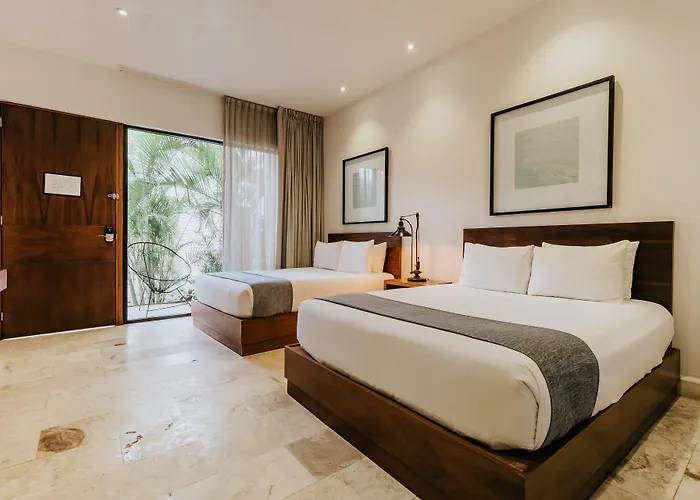 Hotel The Strabon