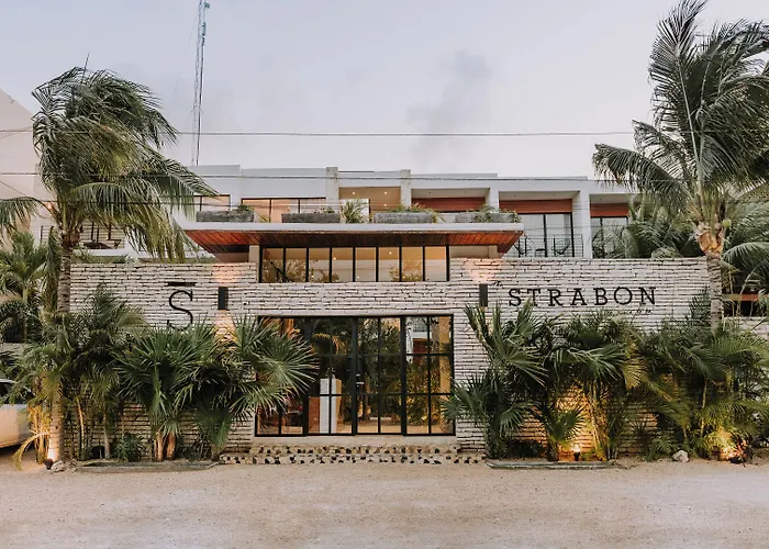 Hotel The Strabon